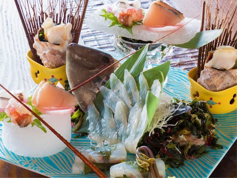 Migiwatei Ochi Kochi Hotel Tomo Ngoại thất bức ảnh